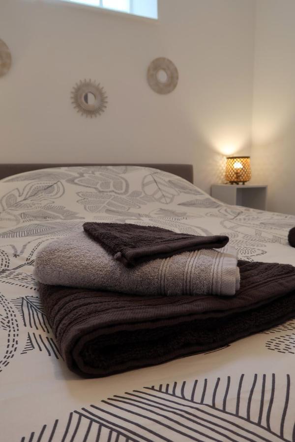 Clermont Centre- Appartement Prive Екстер'єр фото